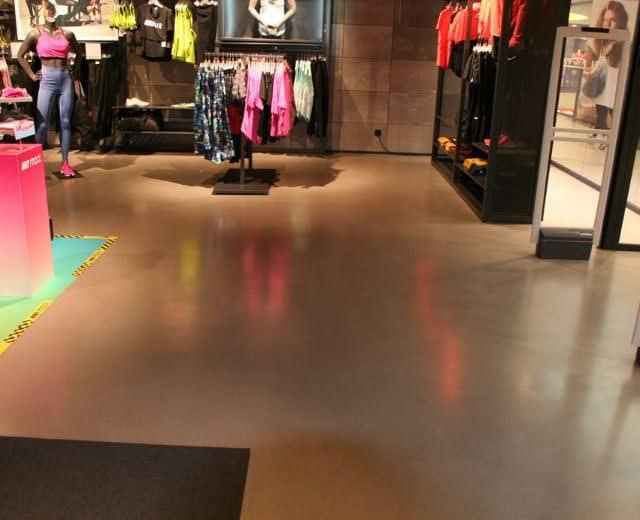 Nike Store Polen – Bild 4